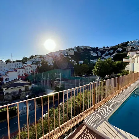 El Balcon De Apartment *